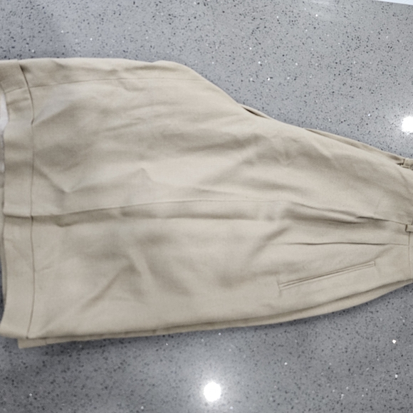 Vintage Liz Claibone Shorts - Picture 3 of 9